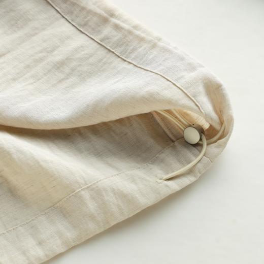 下单3-7天发货！Mylyis 雨露麻休闲短款衬衫/九分裤 短款衬衫翻领利落 双口袋点缀细节 搭配松紧腰九分裤 随性垂坠 适配日常通勤 商品图11