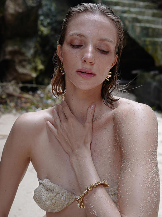 ANATTA｜E-R03-GD 金色不对称耳环【裂Riftline】 商品图2