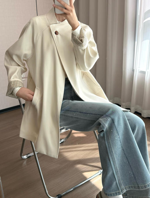 简约高智感立领系带一手长收腰风衣 商品图9