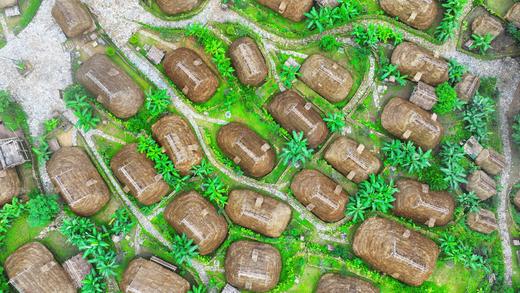 佤族·"摸你黑"狂欢节+中缅边境原始村落| 景迈山、摸你黑、老达保、翁丁、元江哈尼族奕车人古村落、土掌房人文摄影9天 商品图0