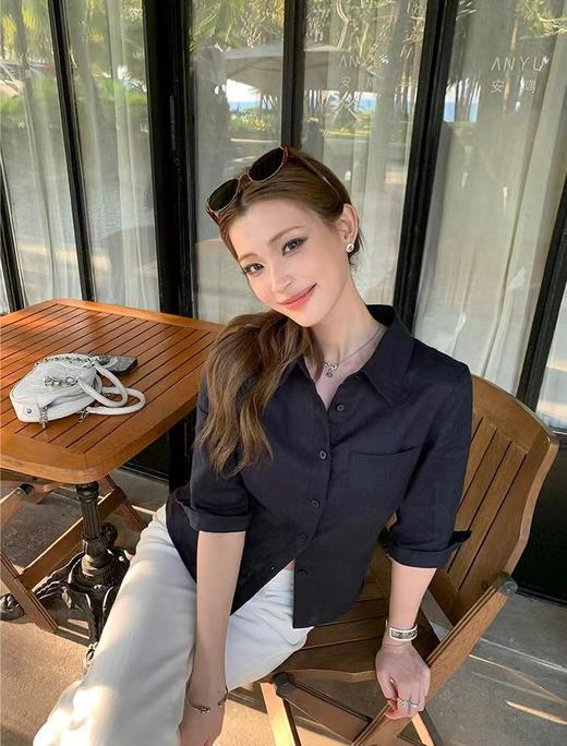 F0320121新款时髦老钱风亚麻中袖收腰显瘦气质通勤衬衫 商品图9