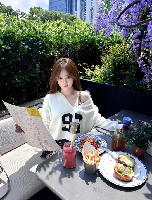 F032042春秋新款时尚百搭情侣款数字小熊短款针织毛衣 商品图12