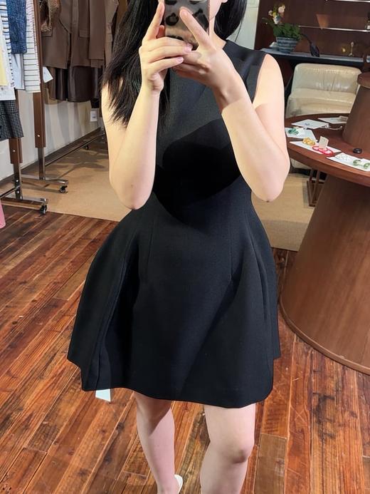 PIANAI冷小姐# D家多色花苞连衣裙 商品图2