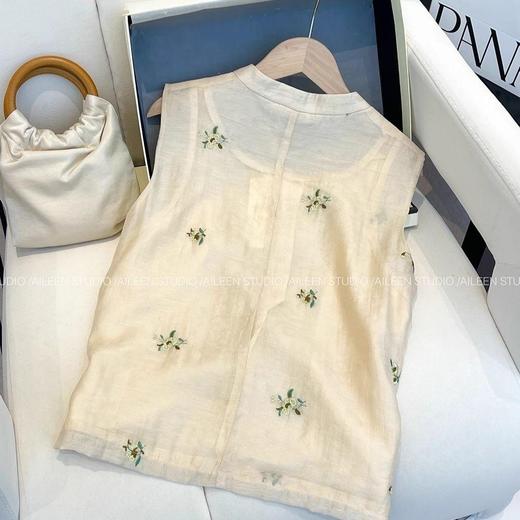 【7天内发出】新中式立领坎肩复古国风马甲 夏季刺绣上衣马甲轻奢背心 商品图3