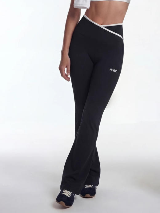 【3月30日 下午17:30 秒杀】在韩国火出圈的运动品牌 Hdex 2款 高支撑交叉腰微喇瑜伽裤 设计离间是生活与运动可自由切换 商品图10