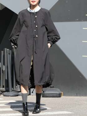 TYNVIE 气球袖防水抽绳派克大衣-黑色