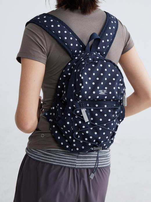 CryingCenter波点尼龙野餐登山包防泼水户外双肩书包小号中号 商品图4