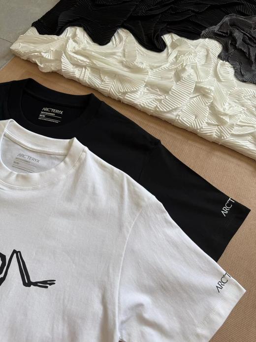 F032058夏季新款情侣款短袖宽松版型上身百搭显瘦T恤 商品图4