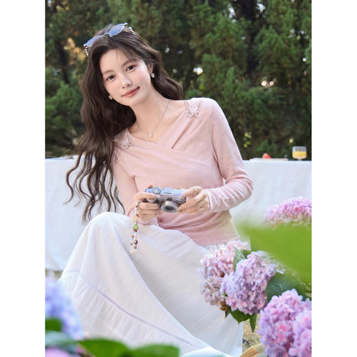 鹿向南「桃与蝶序」莱赛尔设计感粉色长袖T恤女春夏收腰修身上衣 商品图4