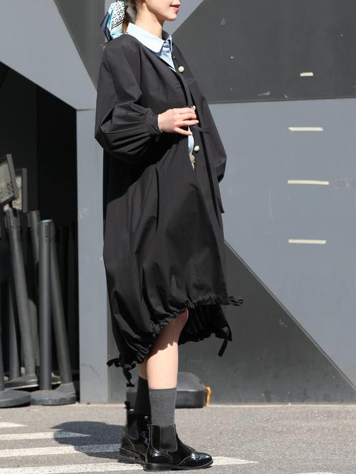 TYNVIE 气球袖防水抽绳派克大衣-黑色 商品图3