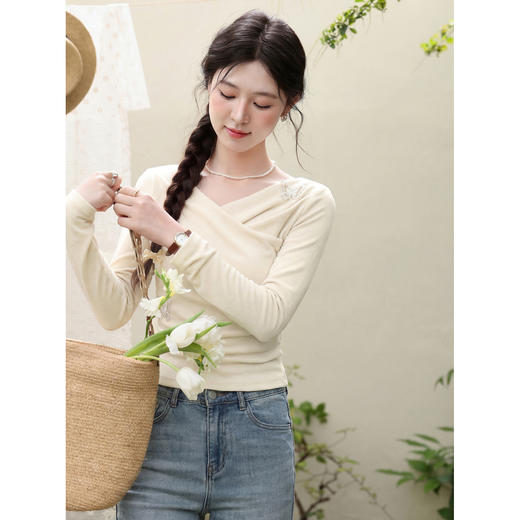 鹿向南「桃与蝶序」莱赛尔设计感粉色长袖T恤女春夏收腰修身上衣 商品图1