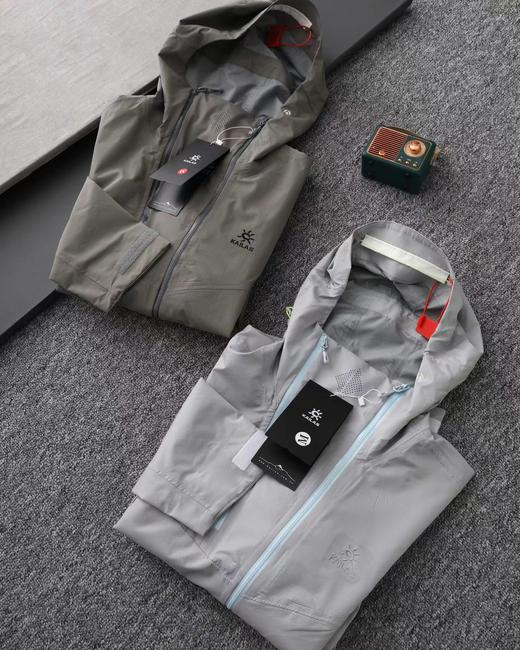 F032062运动户外徒步F防风防水透汽散热连帽防晒衣冲锋衣 商品图2