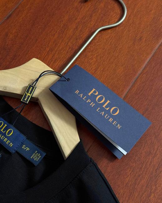 F032066日常通勤立体设计剪裁小标刺绣款女款圆领短袖T恤 商品图11