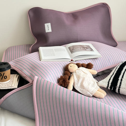 【品牌直发】加倍生活 牛奶丝冰丝凉席三件套-条纹系列 6色可选 商品图4