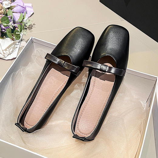 玛丽珍女平底方头小羊皮单鞋2388 商品图5