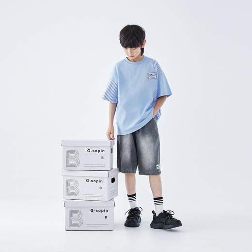 蓝汽水2026夏季新品男童条纹拼接上衣青少年凉感抗菌时尚短袖T恤 商品图3