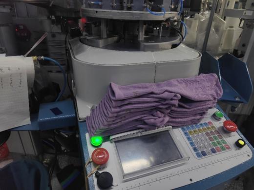 直发【独家，正单，出口海外】发三双，安D玛春夏网眼情侣款运动袜 商品图3