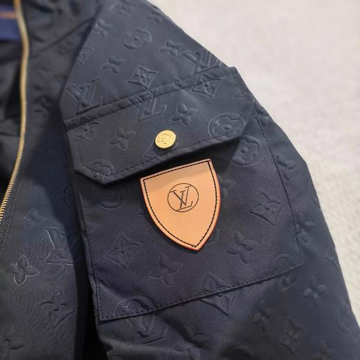 F032032新款上新立体浮雕方领纯色连帽拉链长袖宽松夹克外套 商品图4