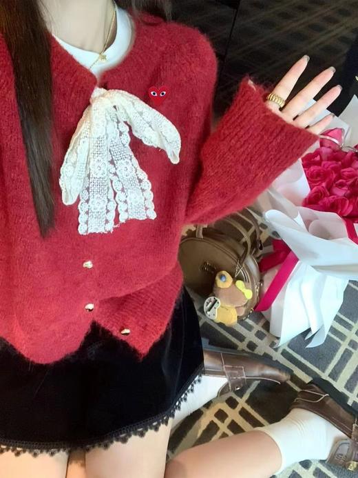 F0320149甜美俏皮红蕾丝蝴蝶结宽松落肩针织开衫毛衣 商品图12
