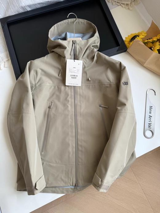 F032002春秋新款防水防雨轻薄耐磨全压胶袖标冲锋衣 商品图4