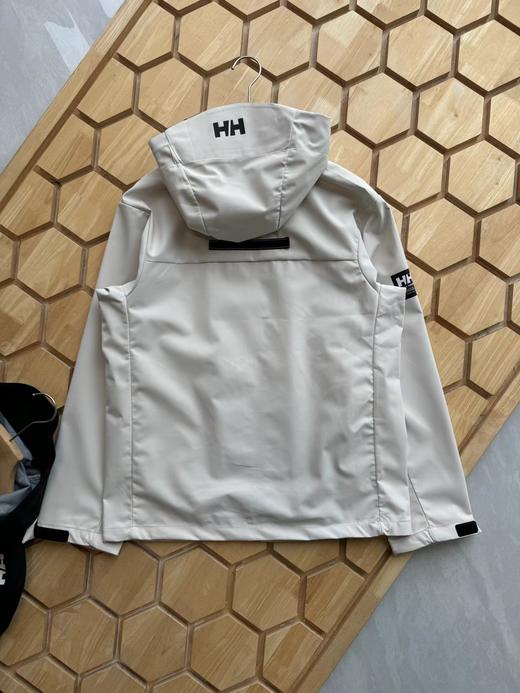 F032012新款户外压胶情侣拼接一体防风防水无缝压胶硬壳冲锋衣 商品图8