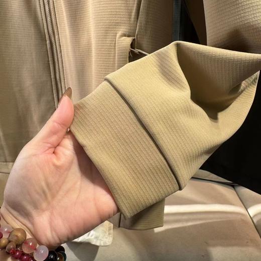 F0320132时尚户外休闲针织立领口袋激光冲孔防风防雨夹克外套 商品图8