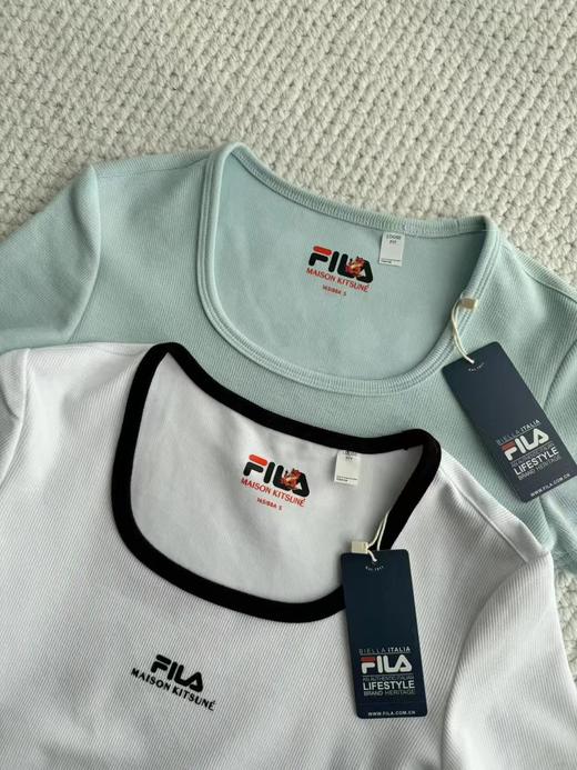 F0320141短袖T恤2025夏季新款U领撞色修身短款上衣女 商品图3