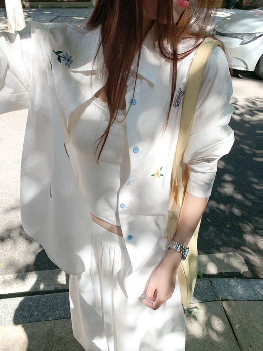 <曾小咸推荐>3.23现货秒杀 ！微信超特价！韩系立体刺绣花朵Polo衬衫 日常179.99 立减100 秒杀79.99！！ 商品图6