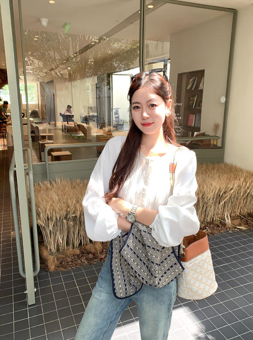 <曾小咸推荐>3.23现货秒杀 ！微信超特价！法式泡泡袖衬衫 日常179.99 立减100 秒杀79.99！！色织小香马甲秒杀69.99！ 商品图14