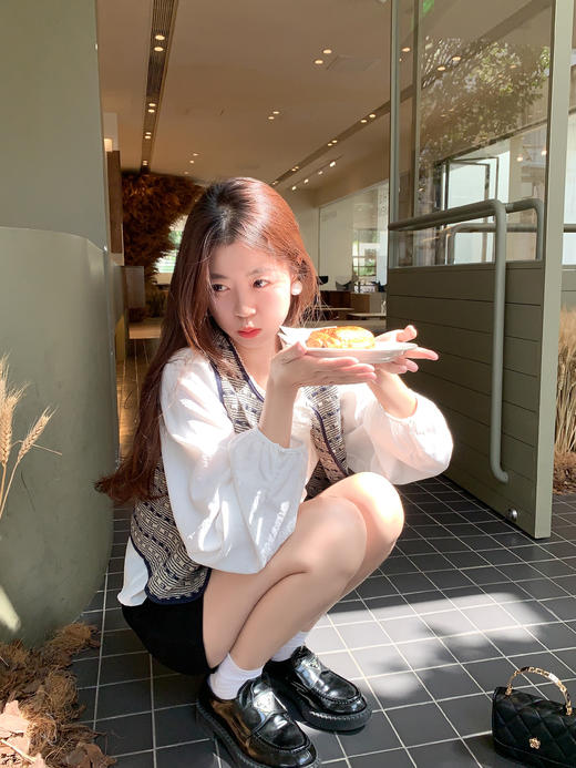 <曾小咸推荐>3.23现货秒杀 ！微信超特价！法式泡泡袖衬衫 日常179.99 立减100 秒杀79.99！！色织小香马甲秒杀69.99！ 商品图8