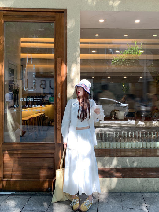 <曾小咸推荐>3.23现货秒杀 ！微信超特价！韩系立体刺绣花朵Polo衬衫 日常179.99 立减100 秒杀79.99！！ 商品图8