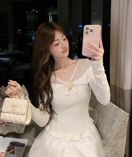 张心子【南法假日】气质甜美温柔风蕾丝拼接上衣 U2603011 商品图12