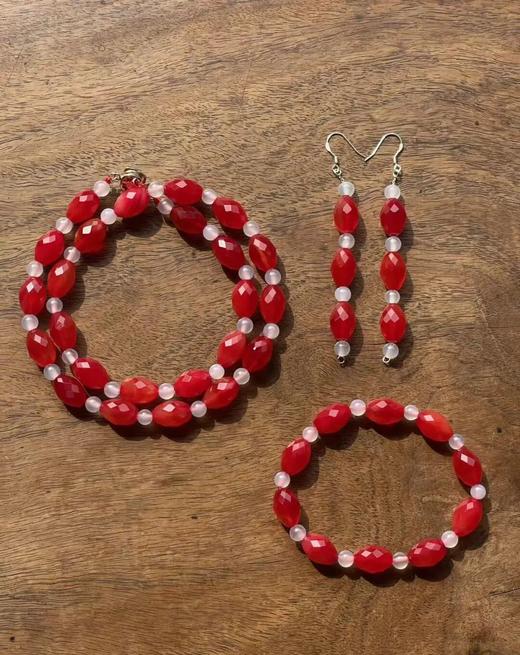 红玛瑙菱格面橄榄珠首饰三件套组，顺丰包邮 商品图0