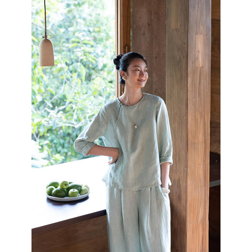 牧衣游原创 净色汉麻衬衫女新款轻薄柔软极简斜襟中式风衬衣 苍桧 商品图1