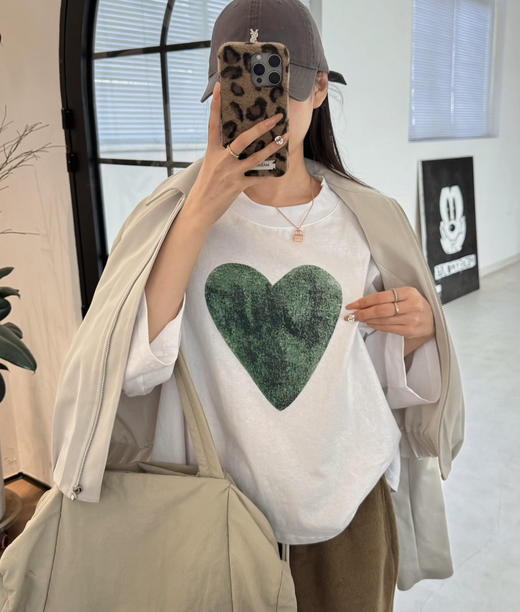 出口韩国订单晕染爱心T恤 商品图5