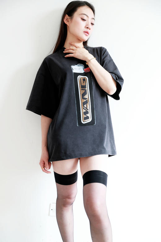 闪钻闪钻，烫金高锭大主tee。摩登氛围感圆领情侣短袖t恤E032188 商品图13