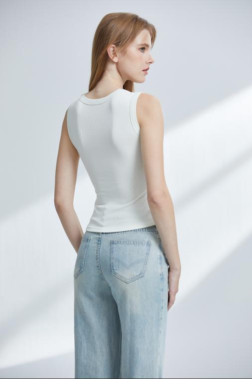 【满2件/99元】【秀黛】女时尚罗纹罩杯圆领背心方领露锁骨微收腰罩杯固定杯垫提托支撑显瘦背心W2776011T【门店同款】 商品图1