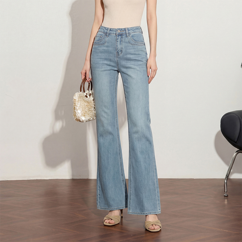 西遇复古2026春季新款女高腰弹力显高直筒浅色拖地微喇裤牛仔裤H0060208