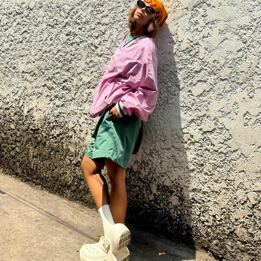 推荐 【Crocs卡骆驰·洞洞鞋】穿脱自如  轻盈透气 不闷汗无异味 EVA材质   明星同款  云朵款/泡芙款/贝雅款/明星系列  多种颜色可选【所有款不含智必星（鞋花）】 商品图9