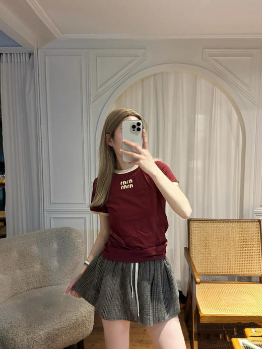 【非质量问题不退换】MiuMiu 26早春新款短袖（XHH） 商品图6
