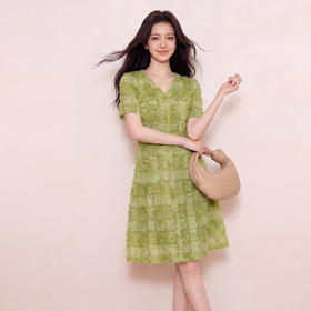 奢姿大码女装2026夏季胖妹妹轻奢优雅连衣裙气质V字肌理提花A字裙9962860009