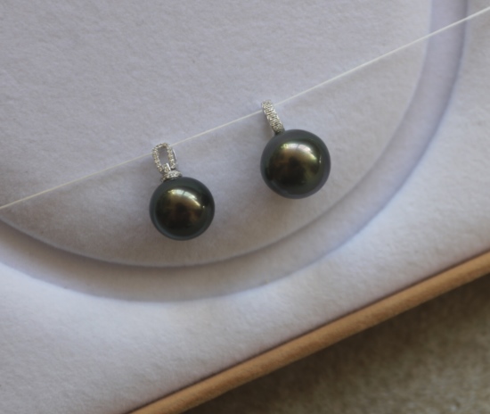 年少不知珍珠美 哈！天然海水 大溪地 大点位 18K+天然小碎钻 吊坠 二款入