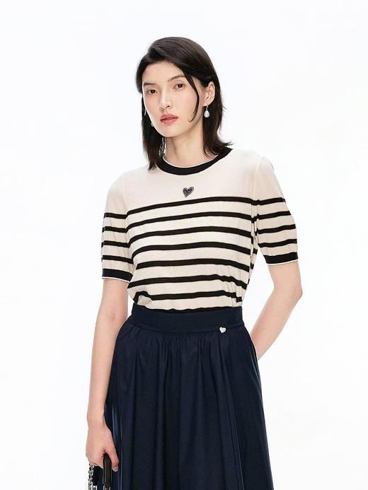 珂莱蒂尔koradior女装爱意条纹小衫KZ04262V1 商品图0