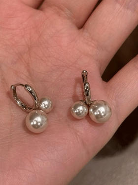 珍珠hoop耳圈