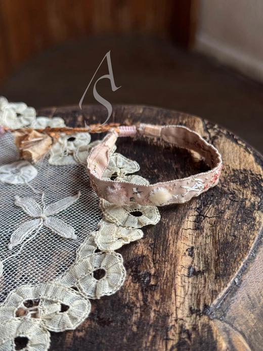 Antomoon 26SS 古董真丝手工刺绣手链 商品图4