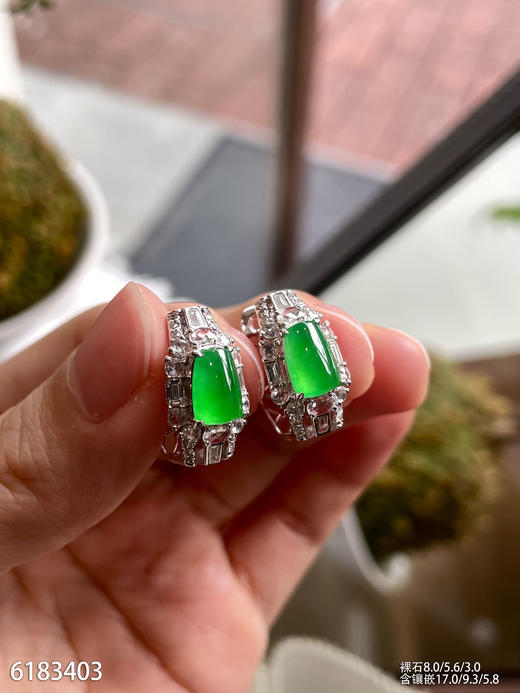 6183403，无事牌耳钉。具体价格微信咨询 商品图5