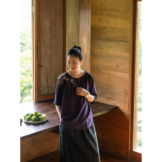 牧衣游原创 22姆米重磅重工手绣龟裂纹香云纱小衫禅意复古 花沁 商品图1