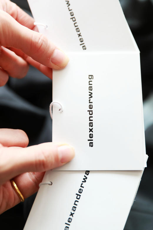 闪钻闪钻，烫金高锭大主tee。摩登氛围感圆领情侣短袖t恤E032188 商品图2