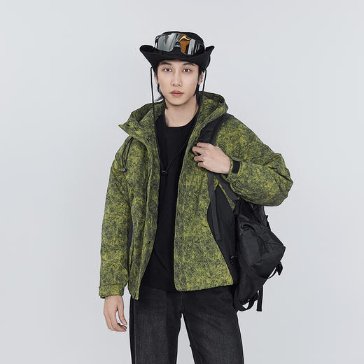 【新品上新】HX 冬季短款带帽棉服休闲醒目S112544258101 商品图2