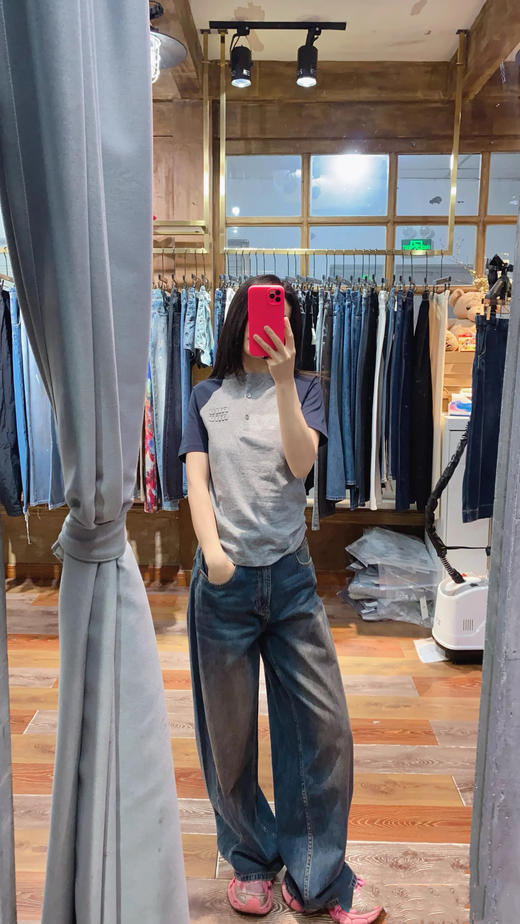 【非质量问题不退换】MiuMiu 26早春新款短袖（XHH） 商品图8